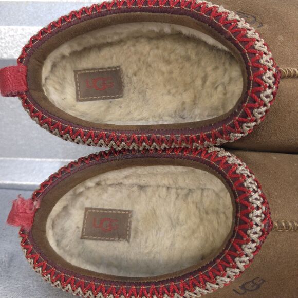 UGG Tan Slippers with Red Accent - Picture 9 of 12